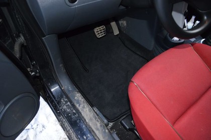 Ворсовые коврики на Mitsubishi Colt VI 2002 - 2012 в Йошкар-Оле
