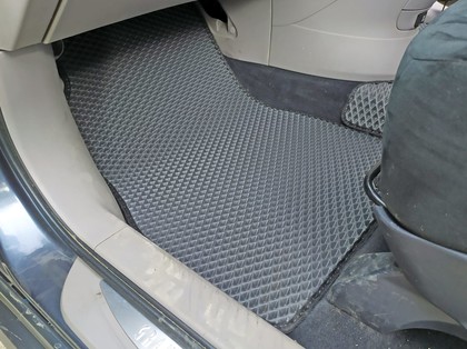 Коврики на Mitsubishi Grandis 2003 - 2009 в Йошкар-Оле