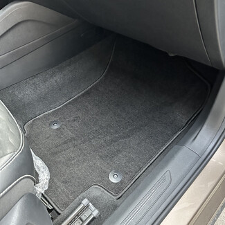 Ворсовые коврики на Skoda Kamiq (Европа) 2019 - 2026 в Йошкар-Оле Ворсовые коврики на Skoda Kamiq (Европа) 2019 - 2026 в Йошкар-Оле