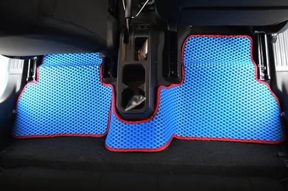 Ворсовые коврики на Suzuki Jimny IV 2018 - 2025 в Йошкар-Оле