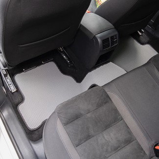 Ворсовые коврики на Volkswagen Golf 5 2003 - 2008 в Йошкар-Оле