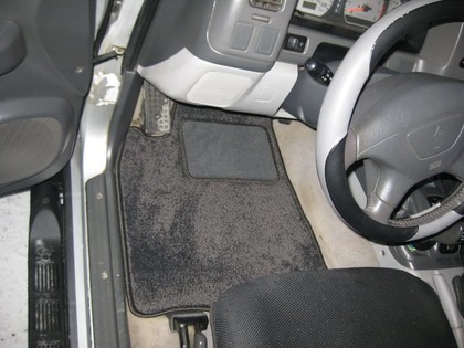Коврики на Mitsubishi Montero Sport I 1996 - 2008 в Йошкар-Оле
