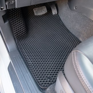 Коврики на Mitsubishi Montero Sport III 2015 - 2025 в Йошкар-Оле