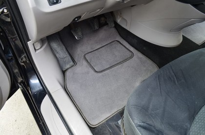 Коврики на Mitsubishi Grandis 2003 - 2009 в Йошкар-Оле